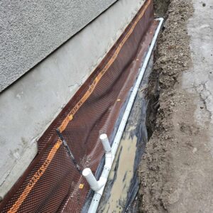 pelle-excavation-pour-drain-francais