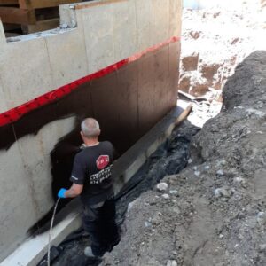 goudronnage-sur-fondation-en-cours